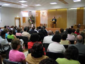 ReuniÃ£o em SalÃ£o do Reino