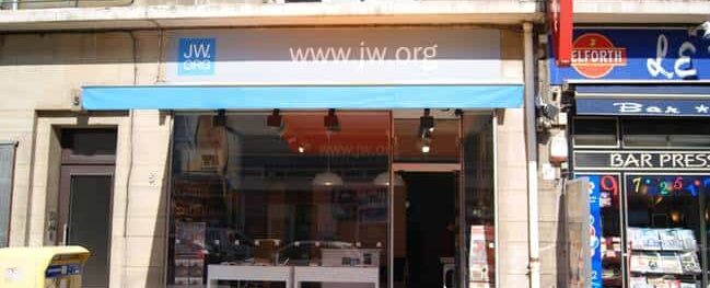 jehovah's witness shop in France